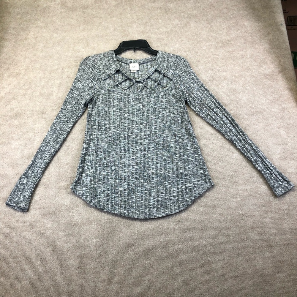 Daytrip gray sweater size small